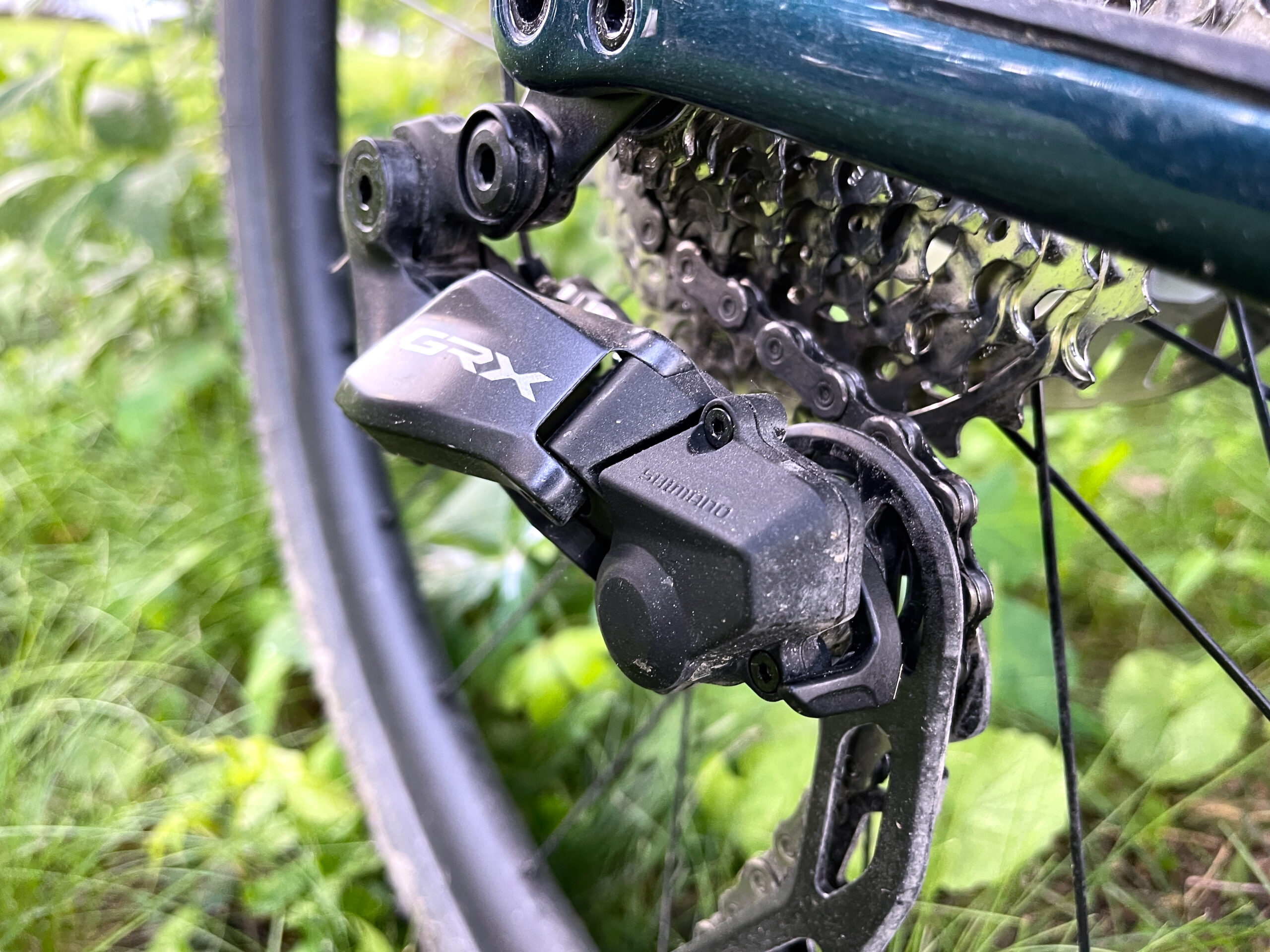 Shimano GRX Di2 12-speed Review clutch