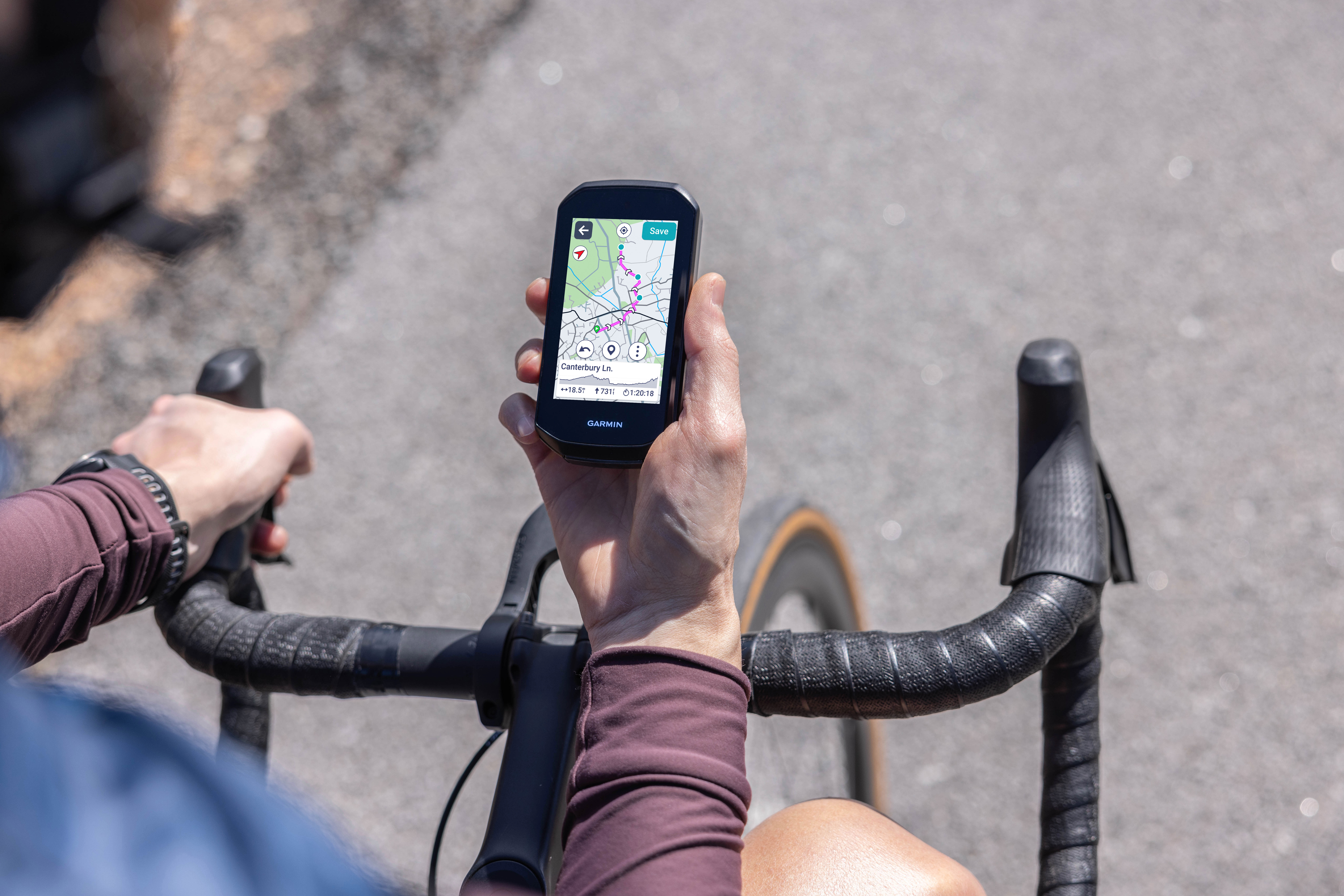 Garmin Edge 1050 cycling computer header