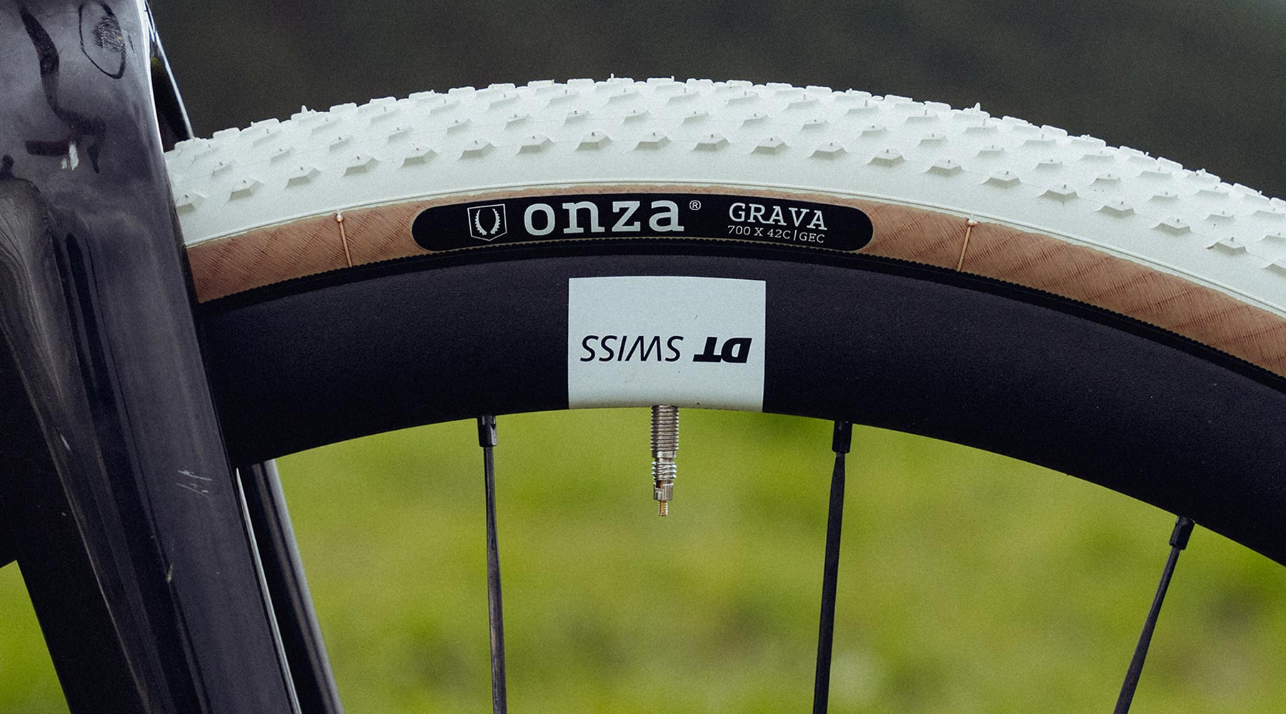 Onza Grava 700x42mm first-ever gravel tire, 42c