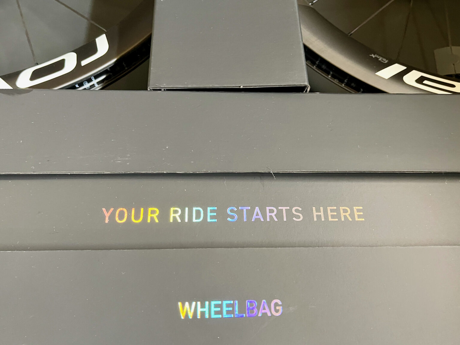 Roval Rapide CLX II Team Wheelset box inside