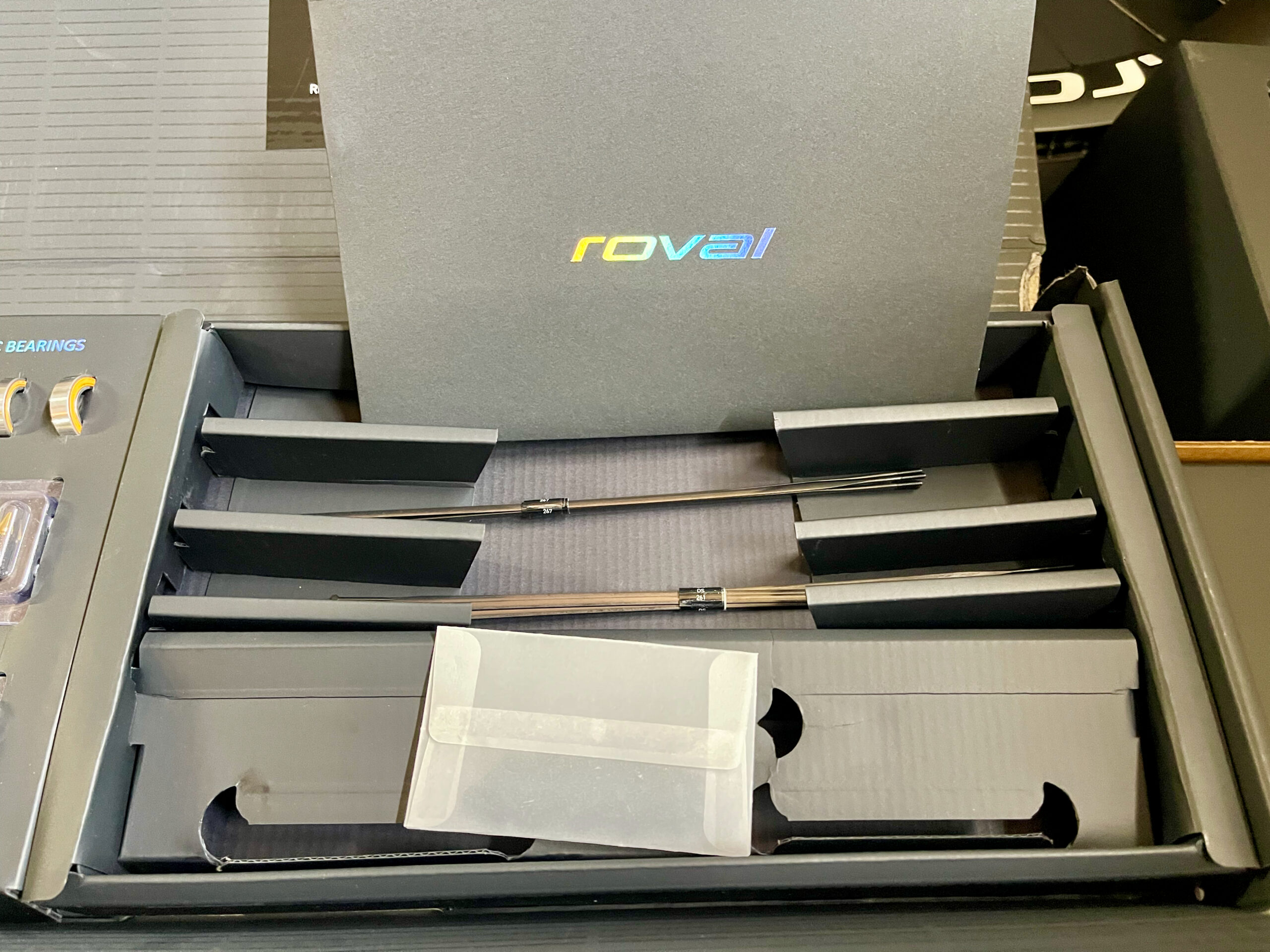 Roval Rapide CLX II Team Wheelset spokes