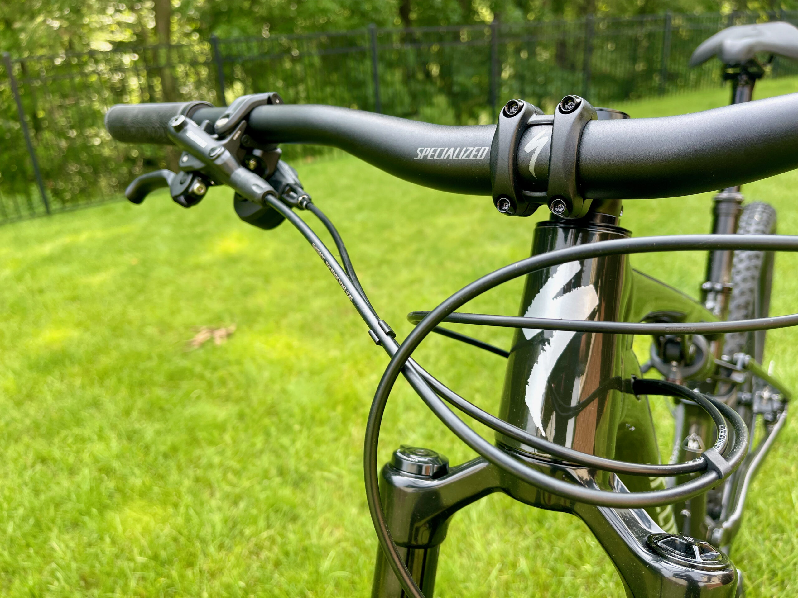 Specialized Chisel Comp FS headtube front
