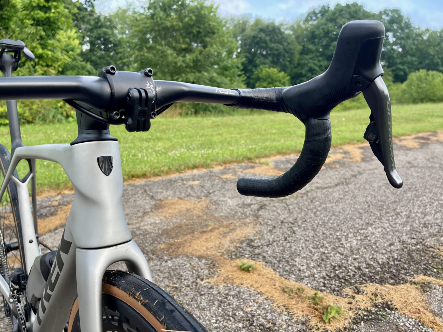Trek Madone Gen 8 bar