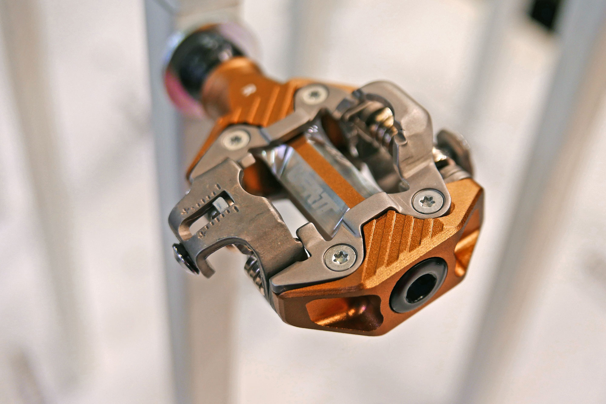 2025 Leatt MTB Components, XC endurance clipless pedal