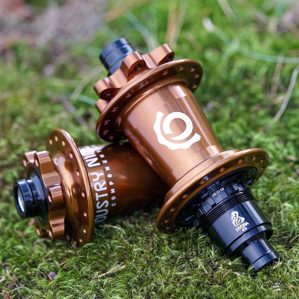 Industry Nine Bronze is Back in the Color Palette hubs