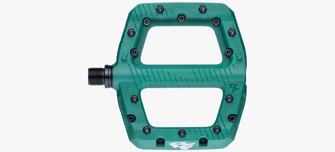 Race Face New Chester Pedal Green platform