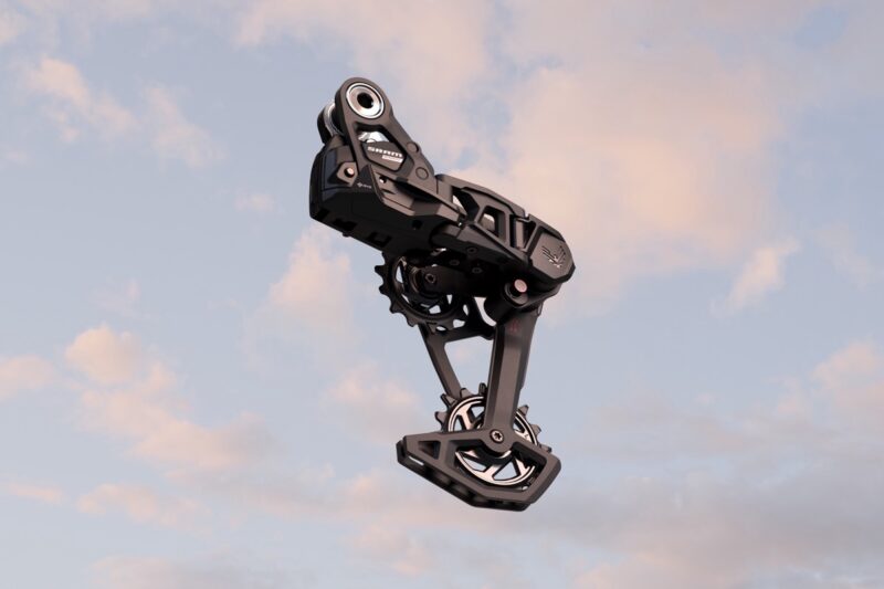 SRAM S1000 AXS Adds More Affordable OE-only Eagle Transmission Group, Plus new Brakes!