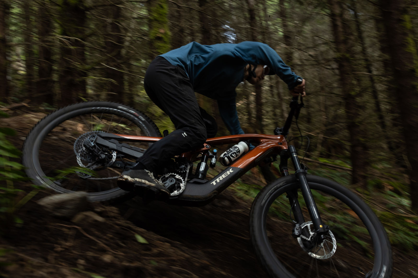 Trek Slash+, berm