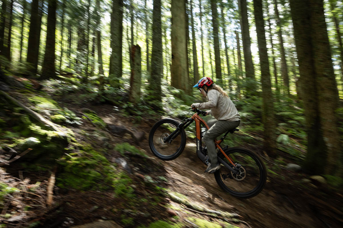 Trek Slash+, climbing