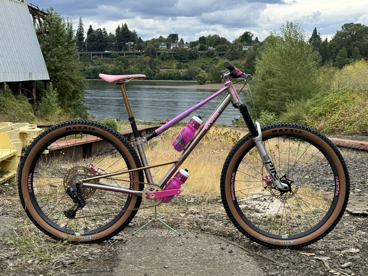 BTCHN Bikes GeoShift Most Unique hero