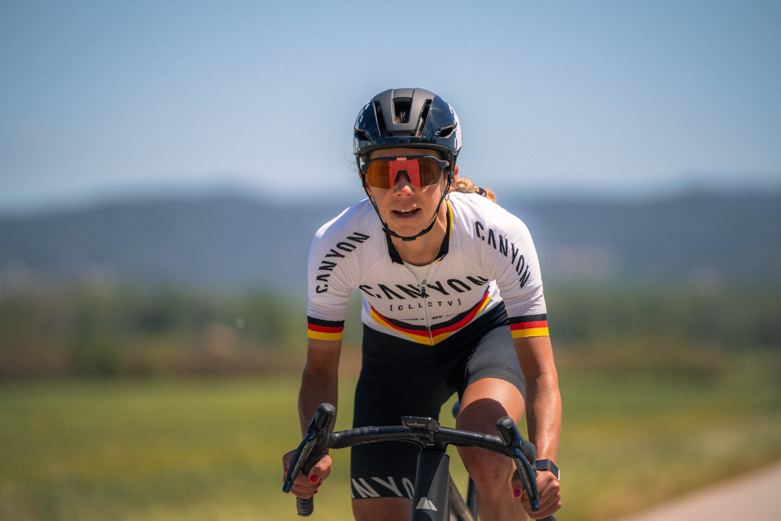 Canyon CFR Helmet Schiff