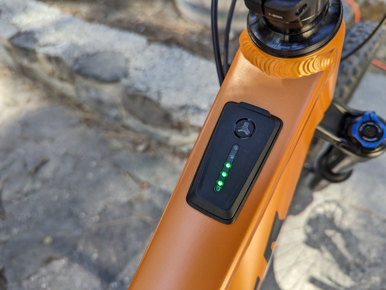 Salsa Cycles Moraine Deore 12 eMTB Breeze assist level