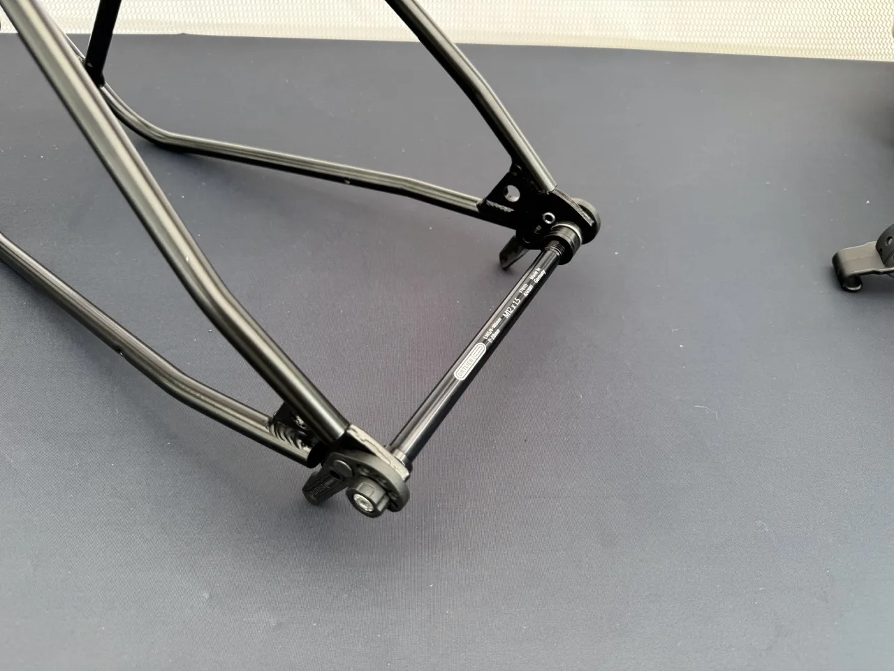 New 2025 Ortlieb Bags rear Thru Axcle M6 Connector