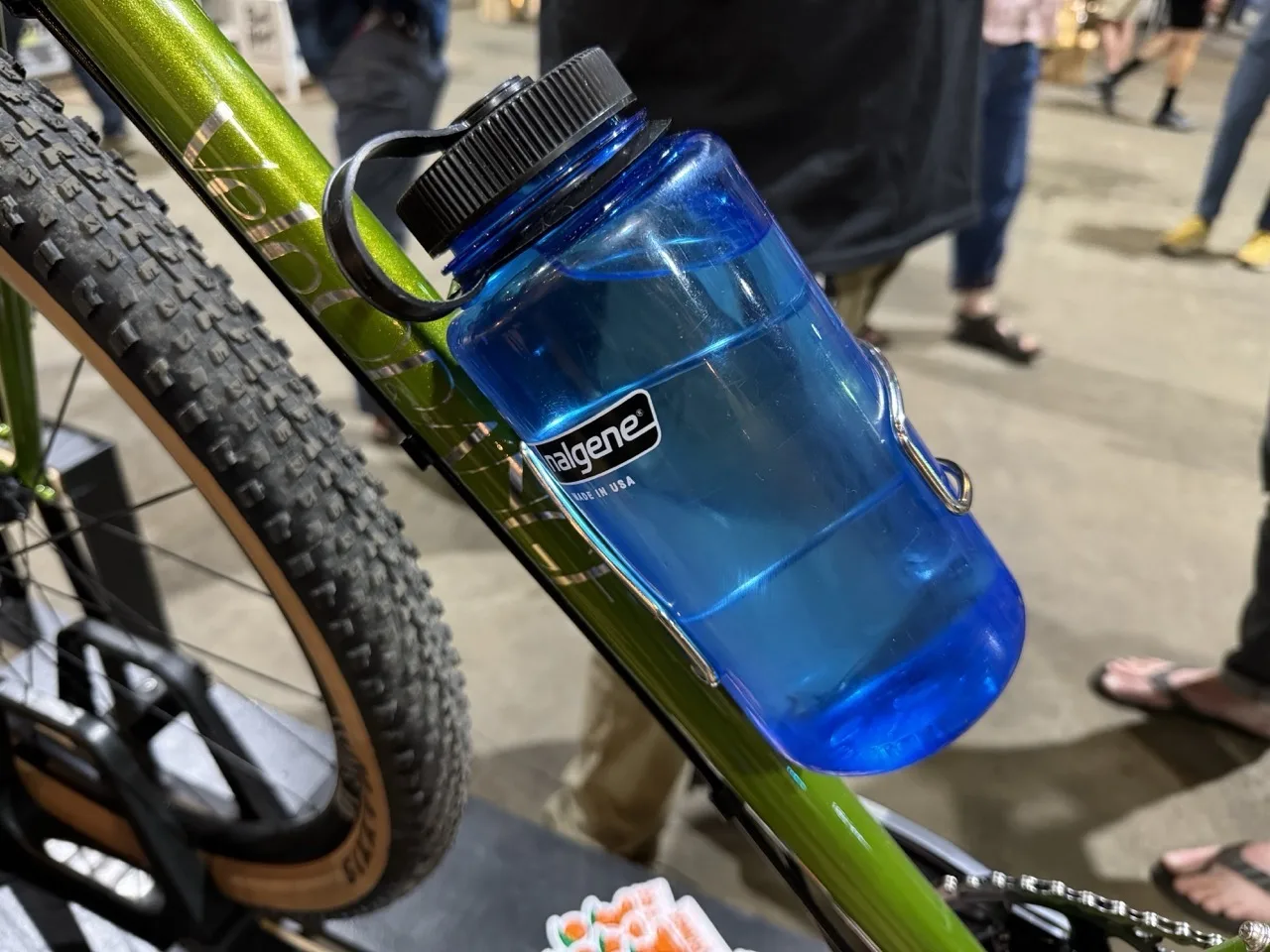 Velo Orange Drop Bar Friction Shifters nalgene cage Large