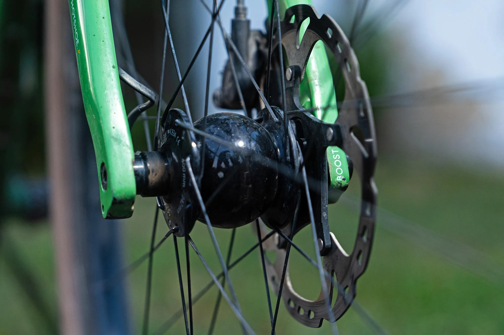 2024 Hunt Proven Carbon XC Dynamo ultra-distance mountain bike racing wheels, SON 28 generator hub