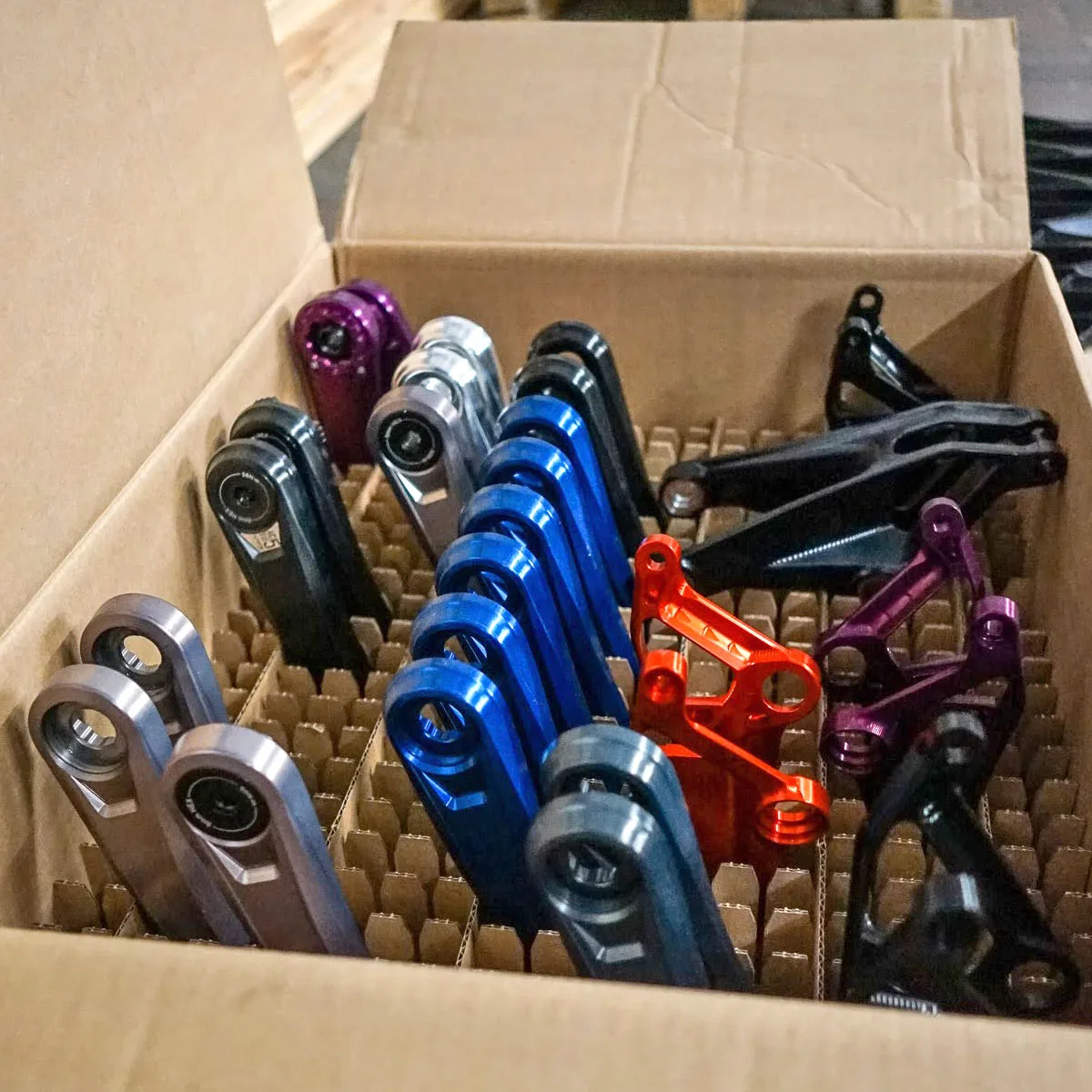ActoFive Factory Tour: CNC-machined aluminum mountain bikes made-in-Germany - purple, silver, grey, blue, red, black