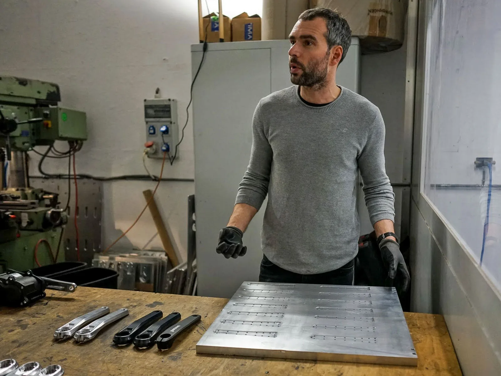 Actofive Factory Tour: CNC machined alloy mountain bikes made in Dresden Germany, Simon Metzner