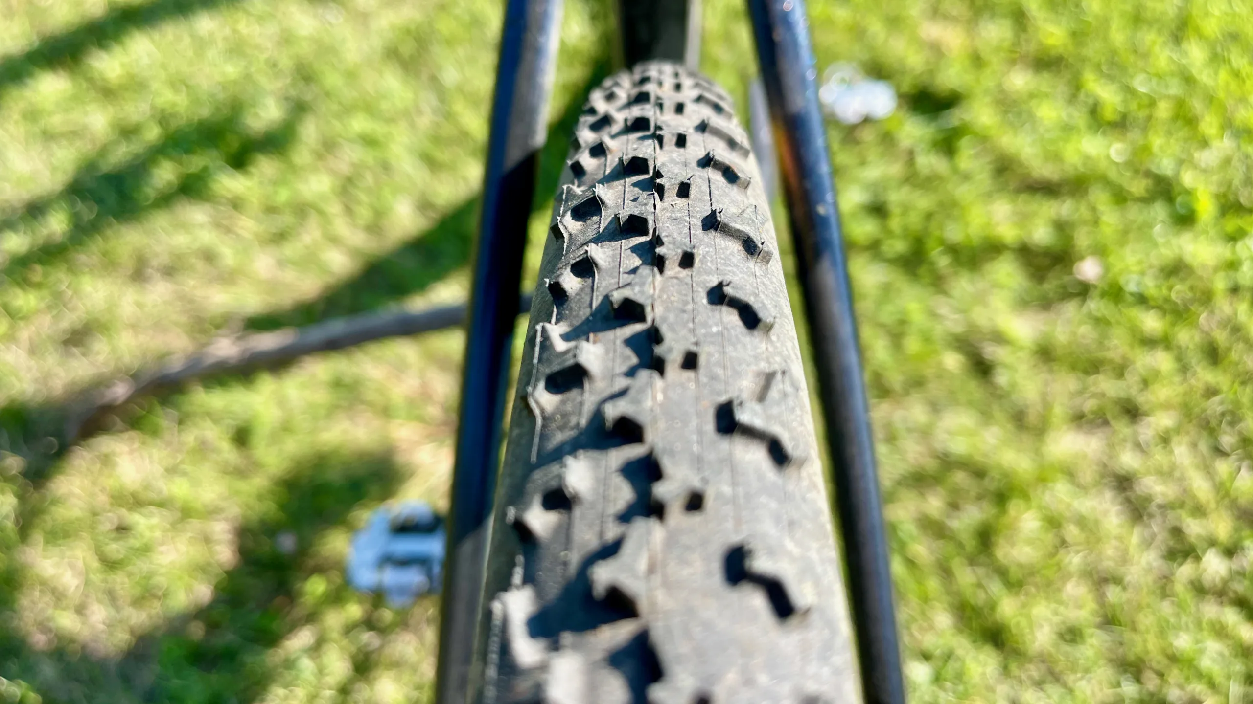 Challenge Baby Limus 38mm HTLR center tread