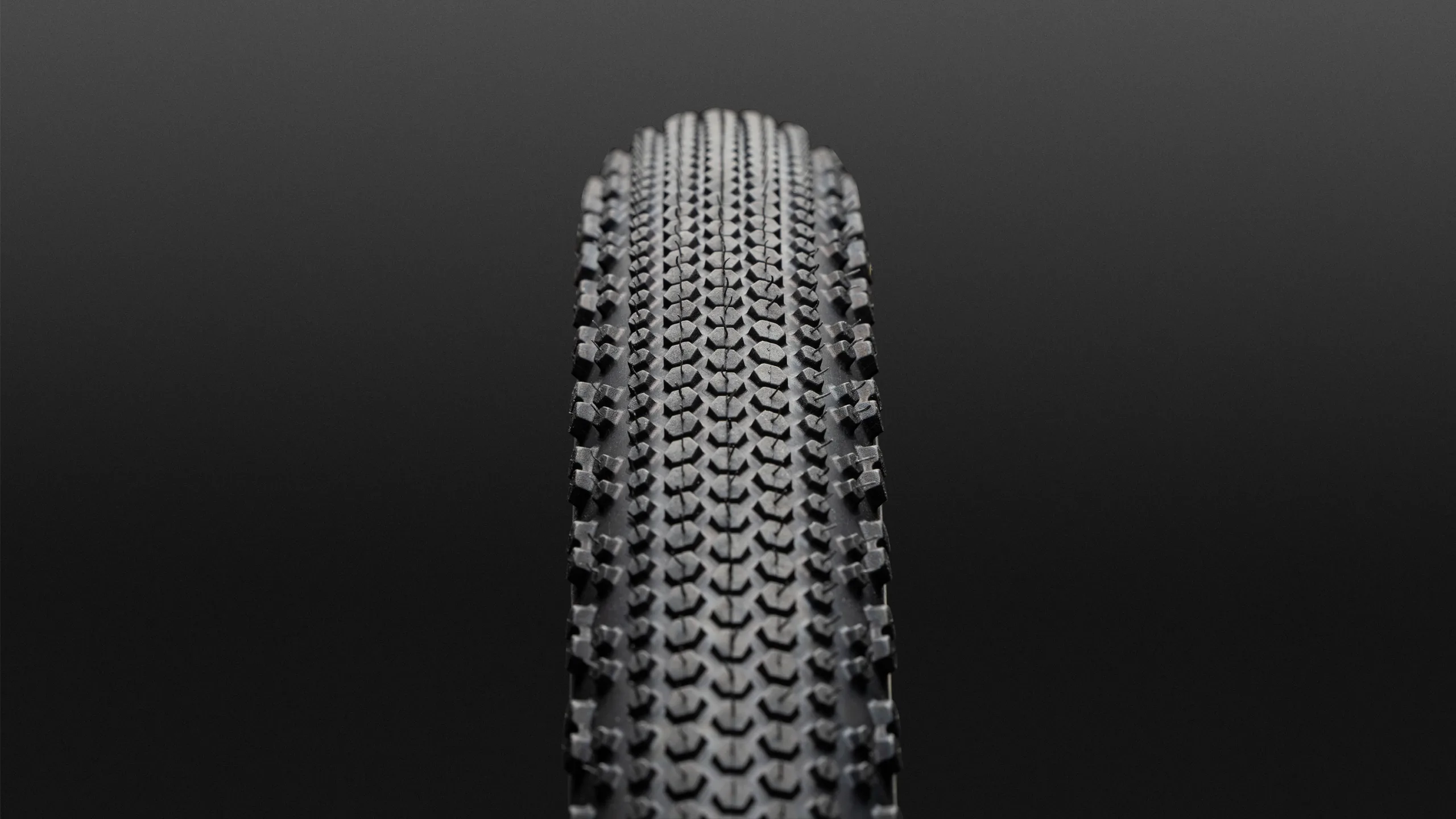 ENVE-Hex-40-44-Gravel-Tire full on