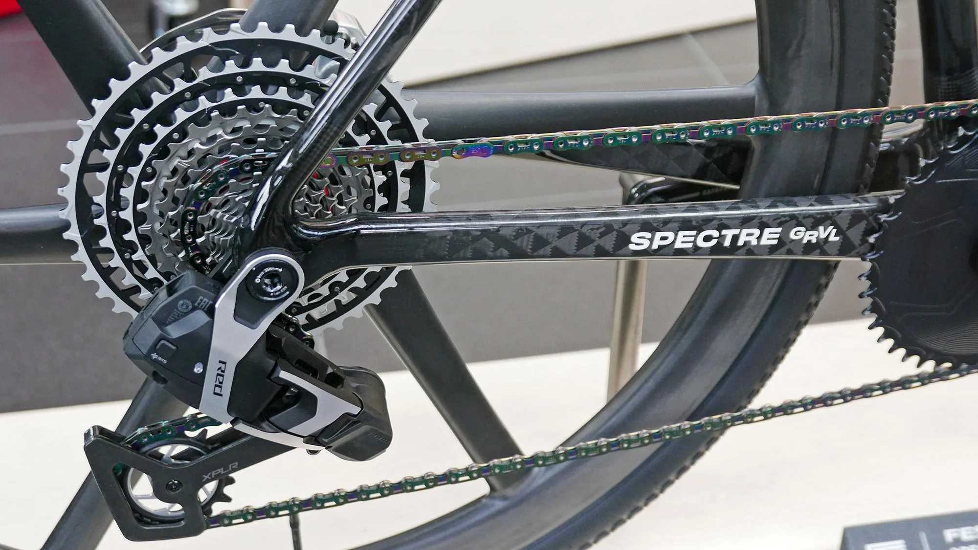 All-new Festka Spectre Gravel carbon gravel race bike debuted at Bespoked, chaintsay detail