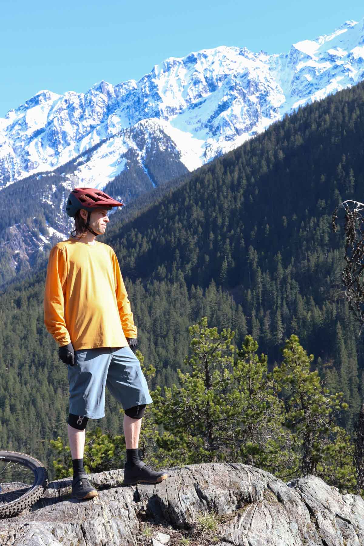 Patagonia Dirt Craft jersey and shorts, SF, trailside