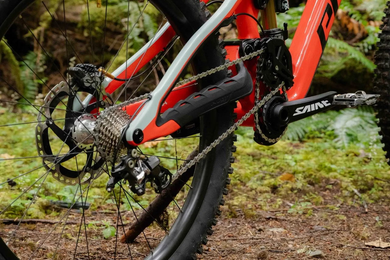 Pivot Phoenix Downhill bike details in the wild