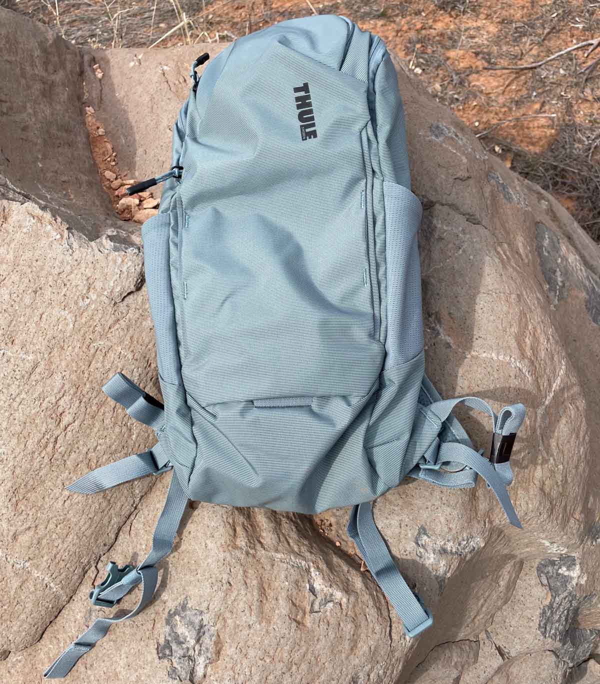 Thule AllTrail 10L hydration pack, front