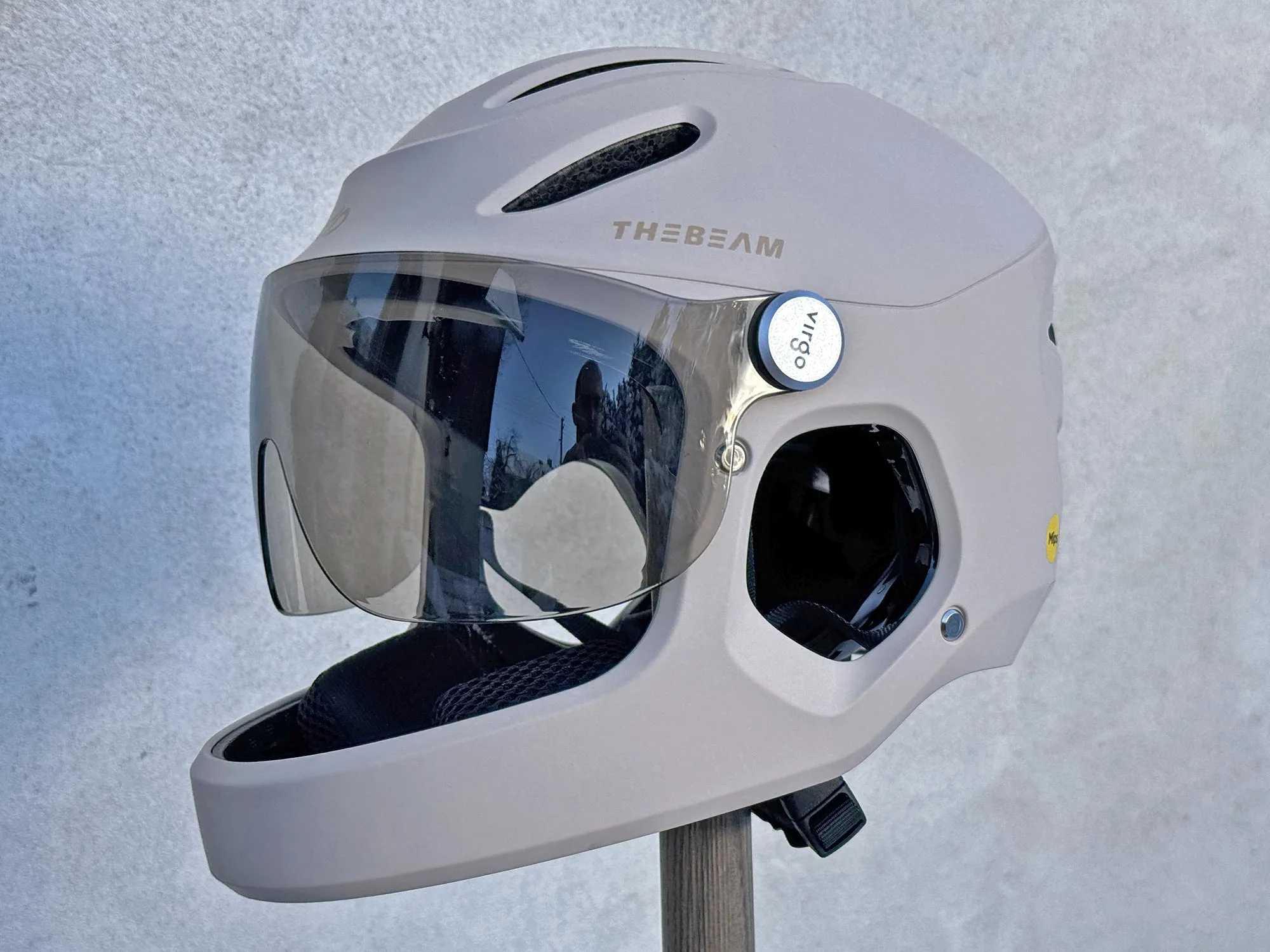 The Beam Virgo Integral MIPS full-face commuter ebike helmet review, side angled
