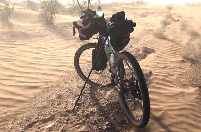 Bikerando Biri Bike Stand hero