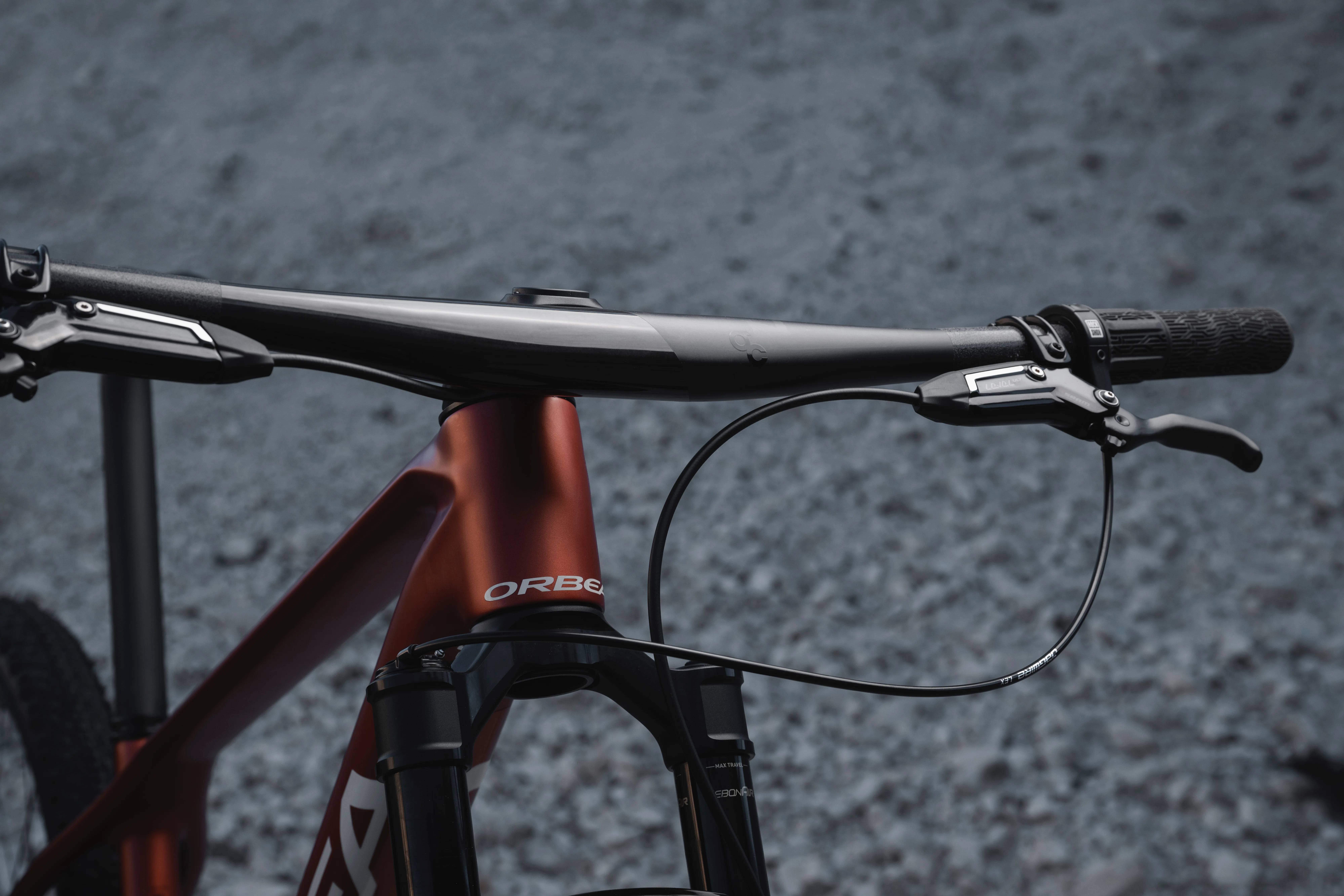 Orbea Alma 2025 beauty bars front