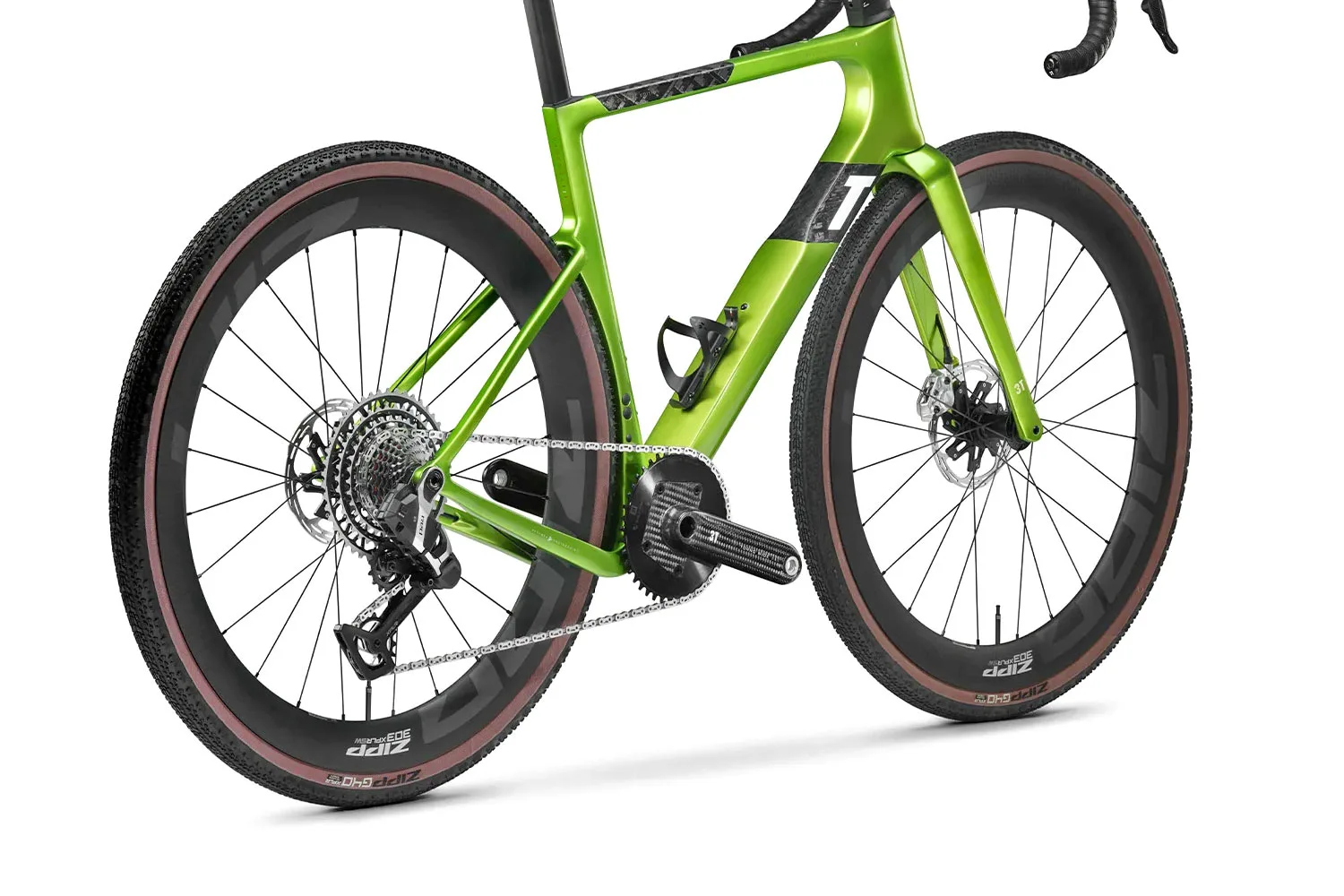 3T RaceMax Italia EVO made-in-Italy carbon gravel bike gets UDH, angled