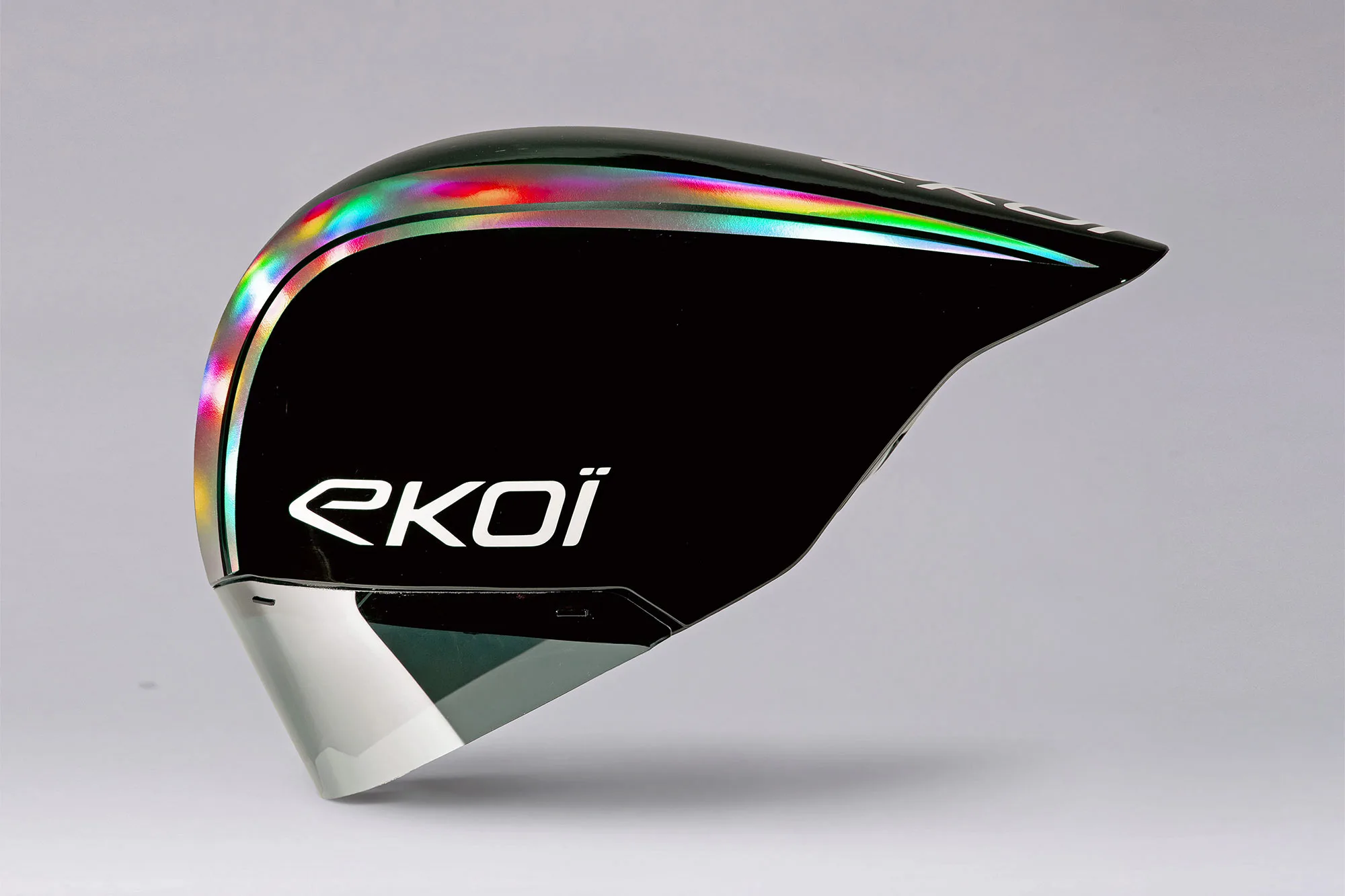 2025 Ekoi Pure Aero TT helmet designed by AI, fastest time trial & triathlon aerodynamics, black with holographic stripes