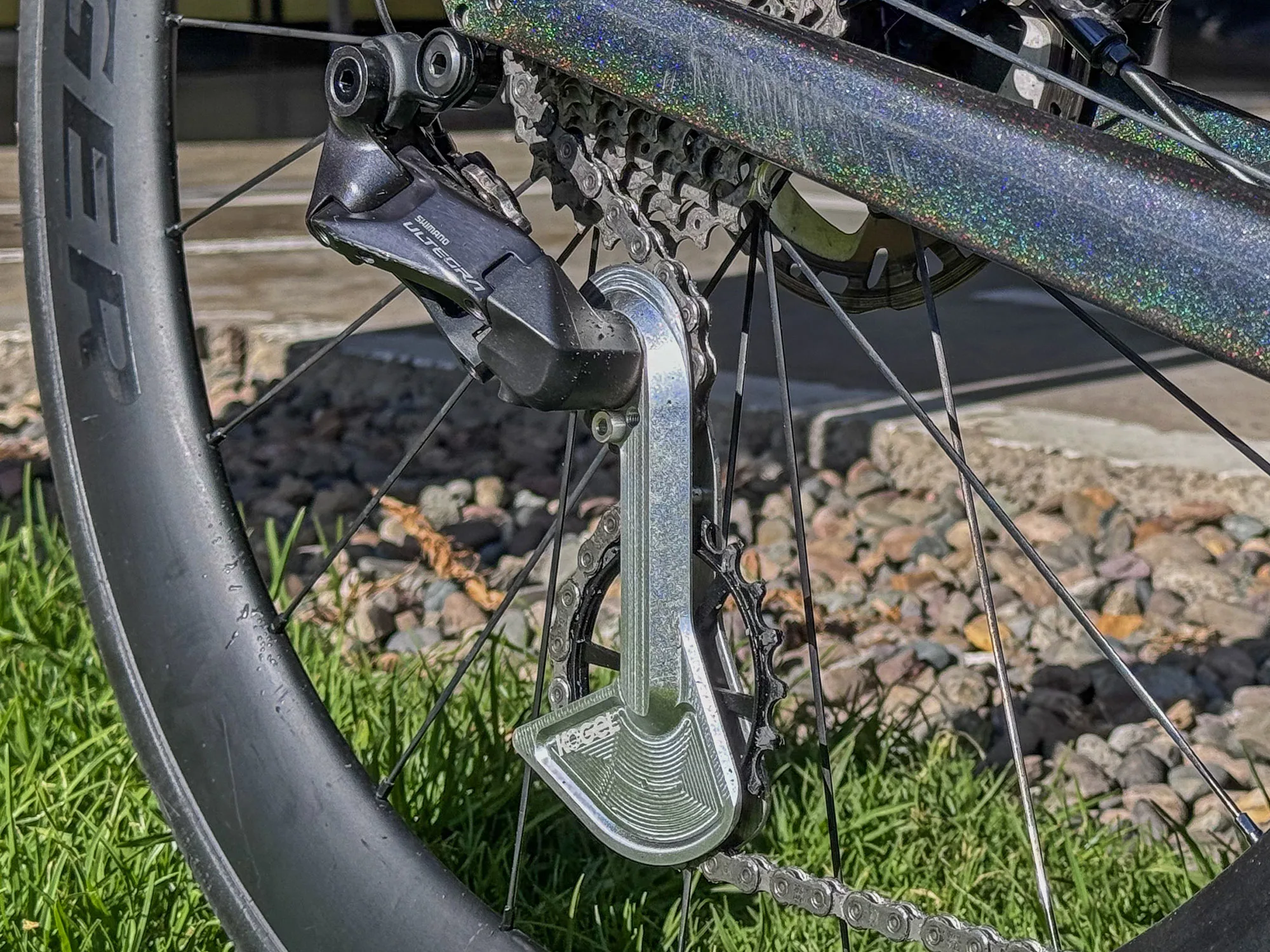 new Kogel Speed Kolossos, a stiffer & more aero derailleur cage & 20T pulley upgrade with ceramic bearings, angled