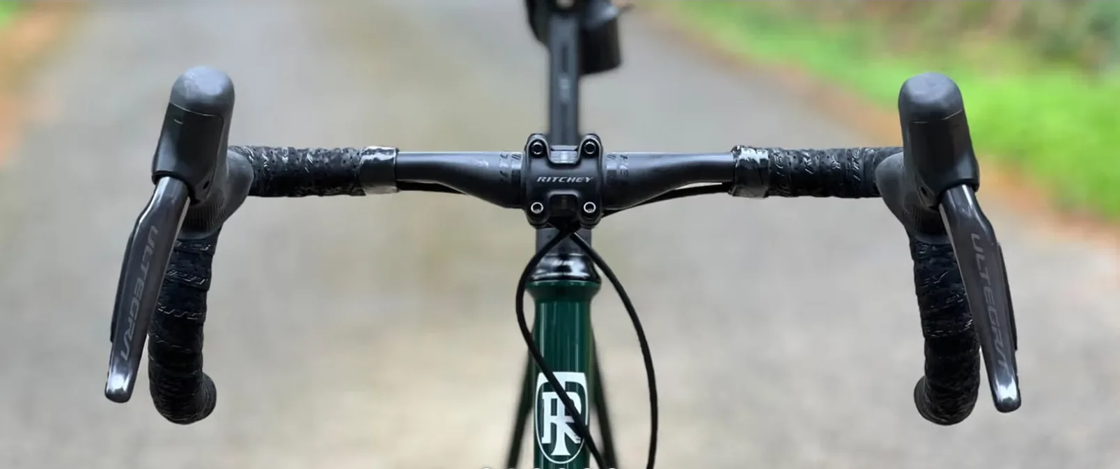 a face-on view of the SuperLogic Streem Handlebar