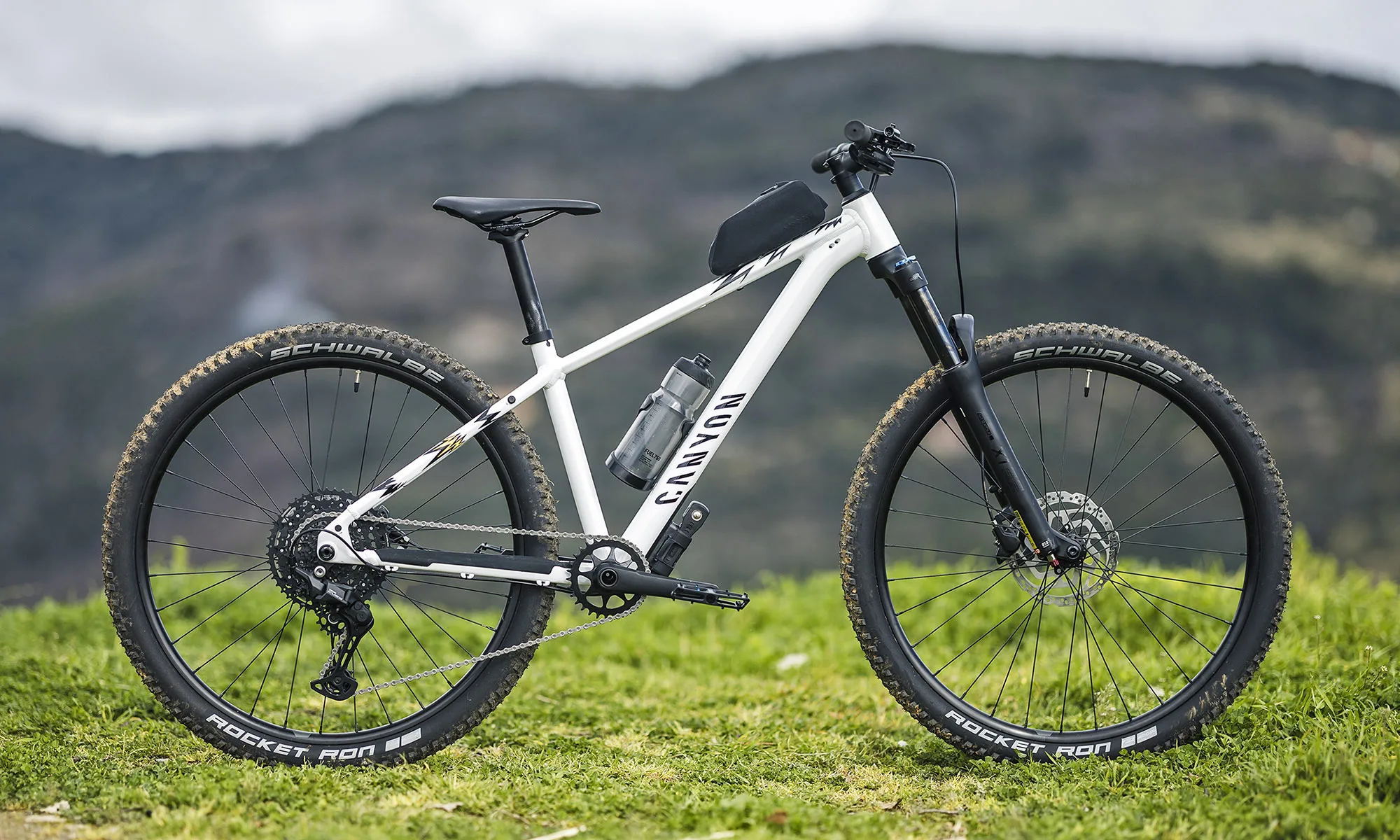 2025 Canyon Grand Canyon Young Hero 27.5 affordable alloy hardtail mountain bike