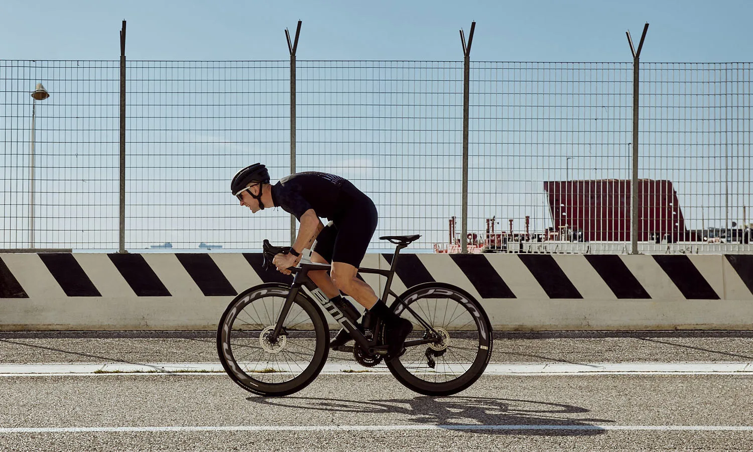 2025 Fulcrum Speed Team 42|57 aero carbon road wheels, airport riding