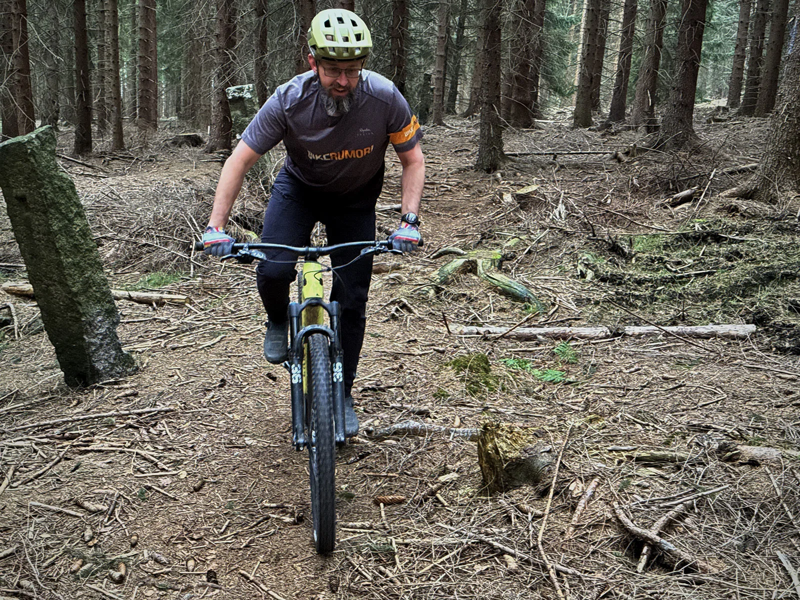 BikeYoke Barmate Carbon 50 compliant 35mm mountain bike handlebar review, almost spring riding