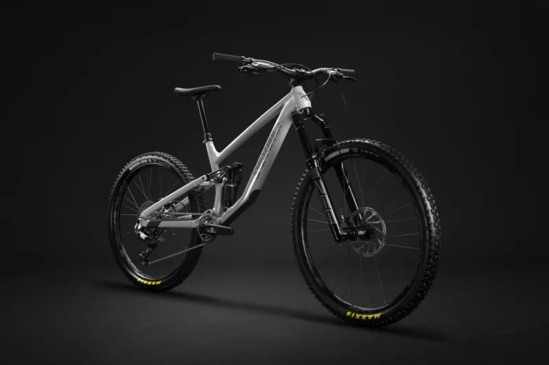 Devinci Troy Eagle 90 LTD Features SRAM’s New Mechanical Transmission & Key Upgrades