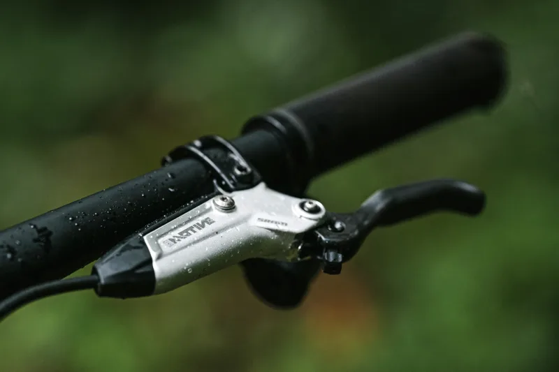 New SRAM Motive 4-piston Brakes Channel Maven Power for Lighter XC & Trail Bikes
