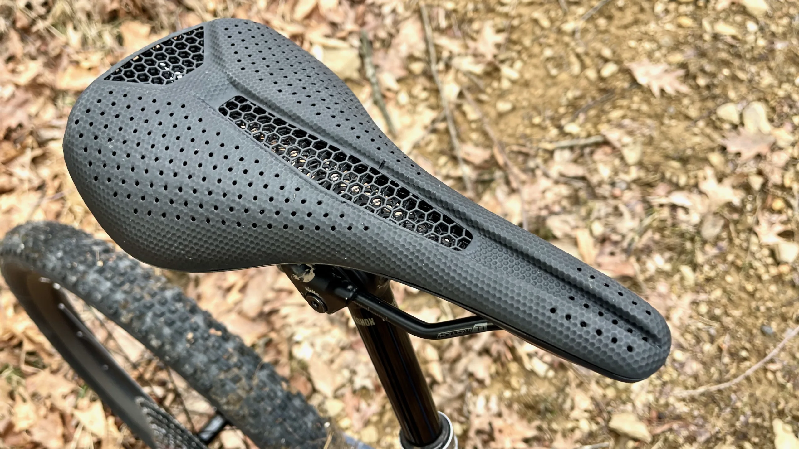 Specialized Phenom Pro Mirror Saddle side