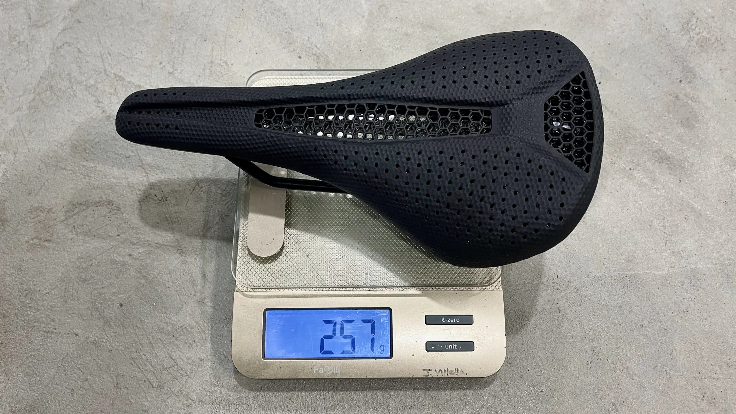 Specialized Phenom Pro Mirror Saddle weight