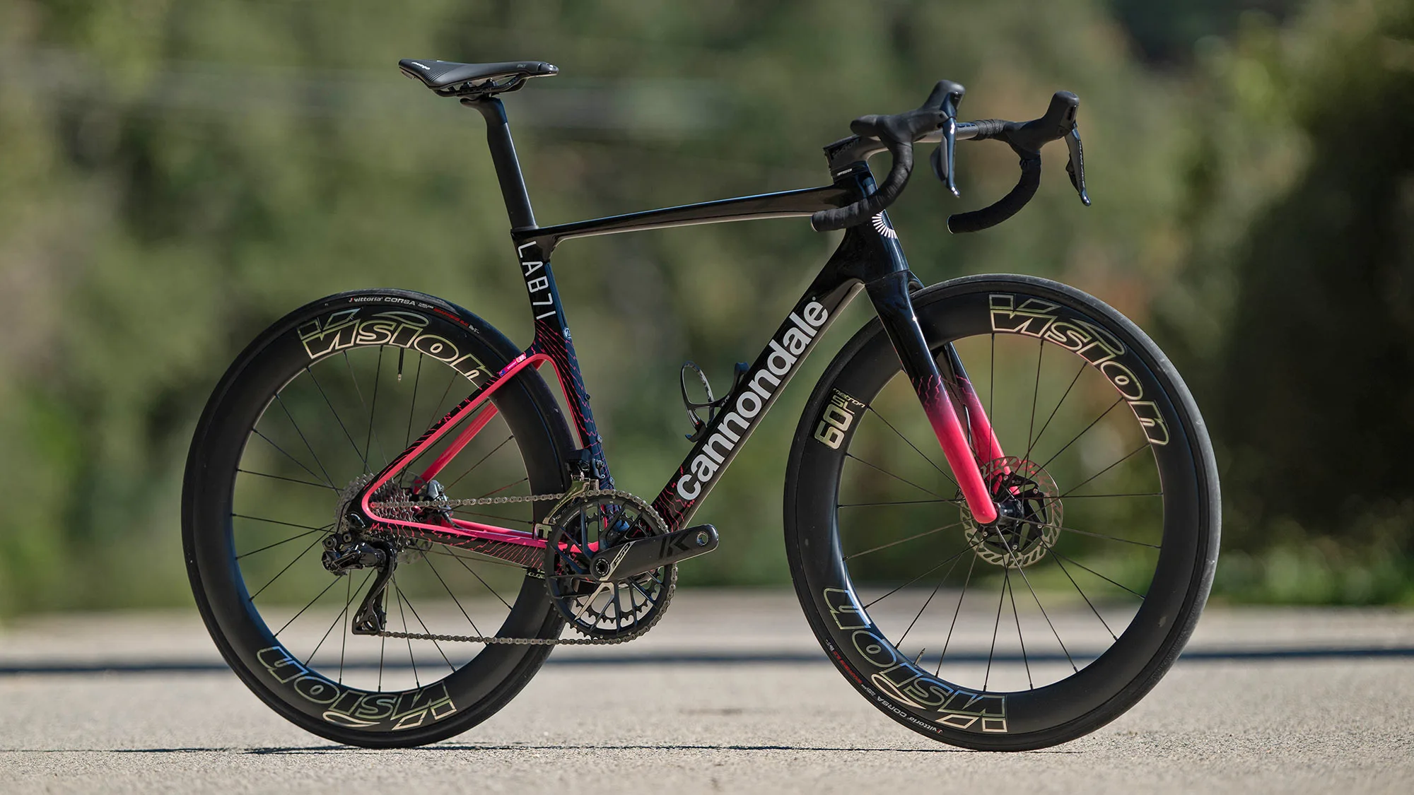 Vision Metron 45 60 RS carbon spoke aero road wheels review, photo by Mirror Media for Road Bike Connection Spring, 60mm