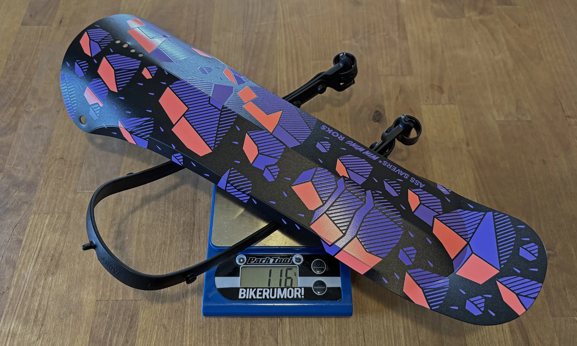 Ass Savers Win Wing MTB fender Review: lightweight, affordable strap-on rear mountain bike tire mud guard protection, 116g actual weight