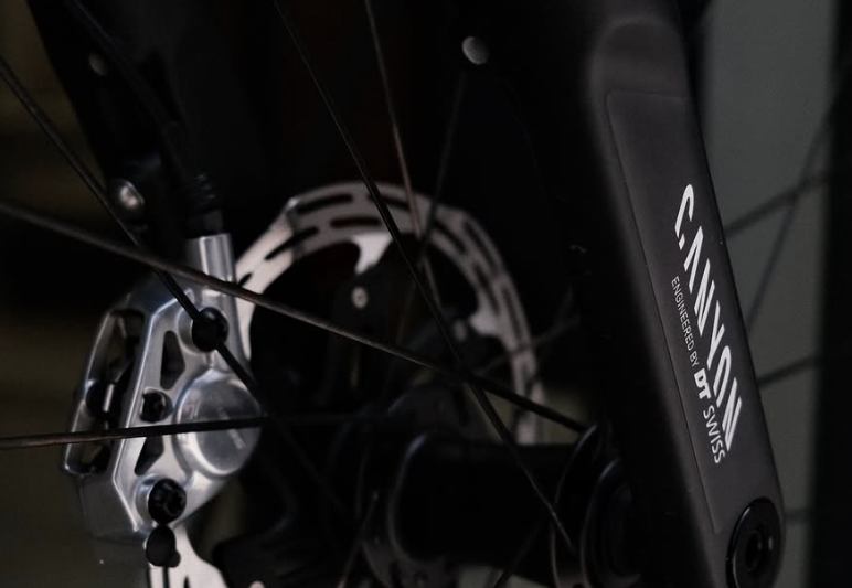 Spotted: Canyon/DT-Swiss Gravel Suspension Fork is Closer to Production
