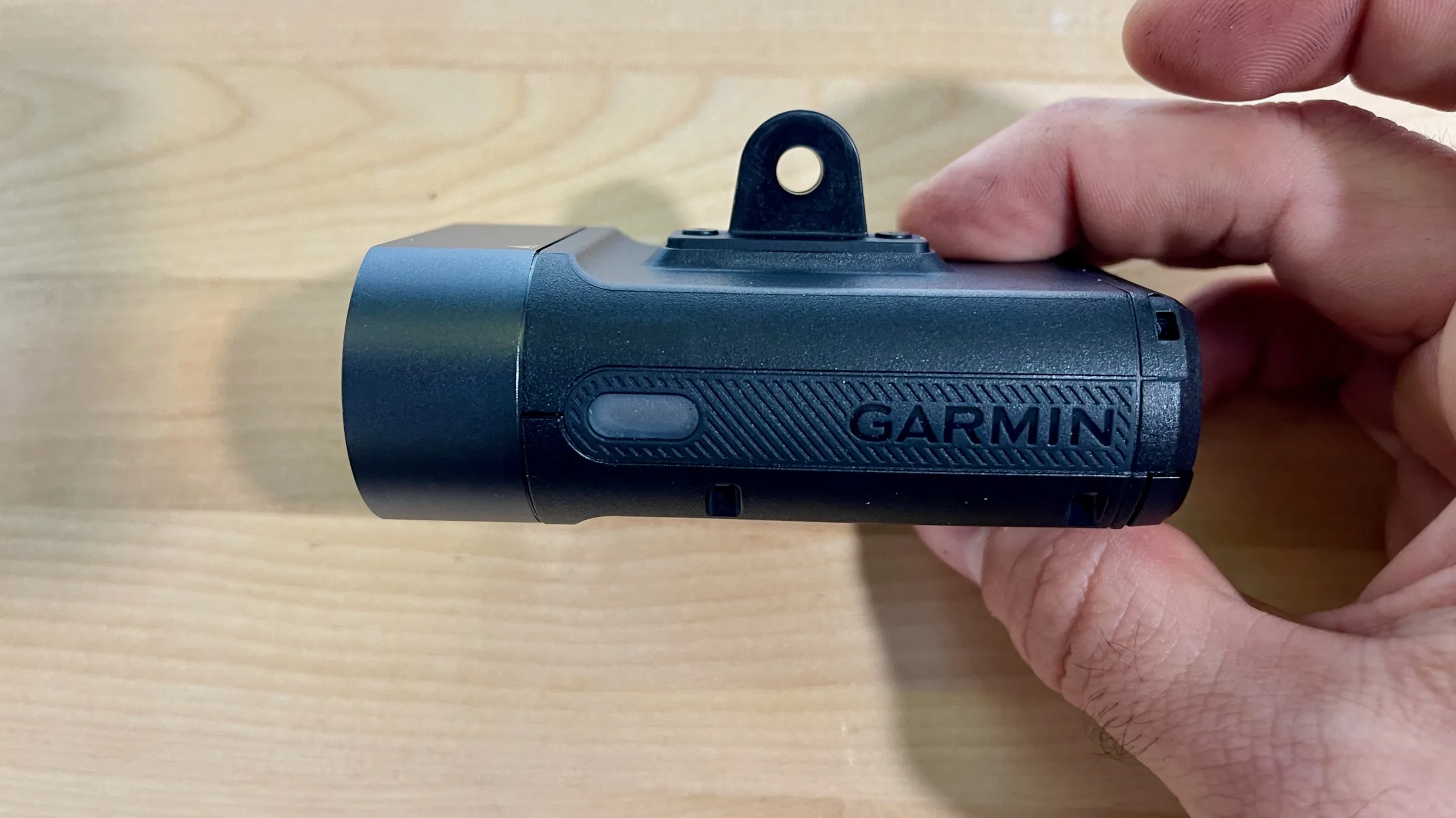 Garmin Varia Vue side