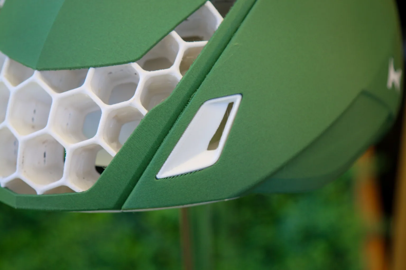 KAV Rhoan 3D Printed Aero Helmet glasses holder