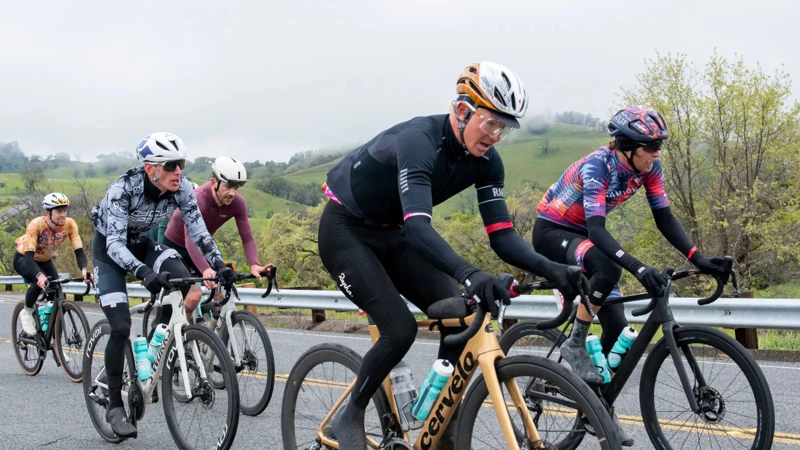 Keegan Swenson, Peter Stentina and company battle in 2024's Levi's Gran Fondo