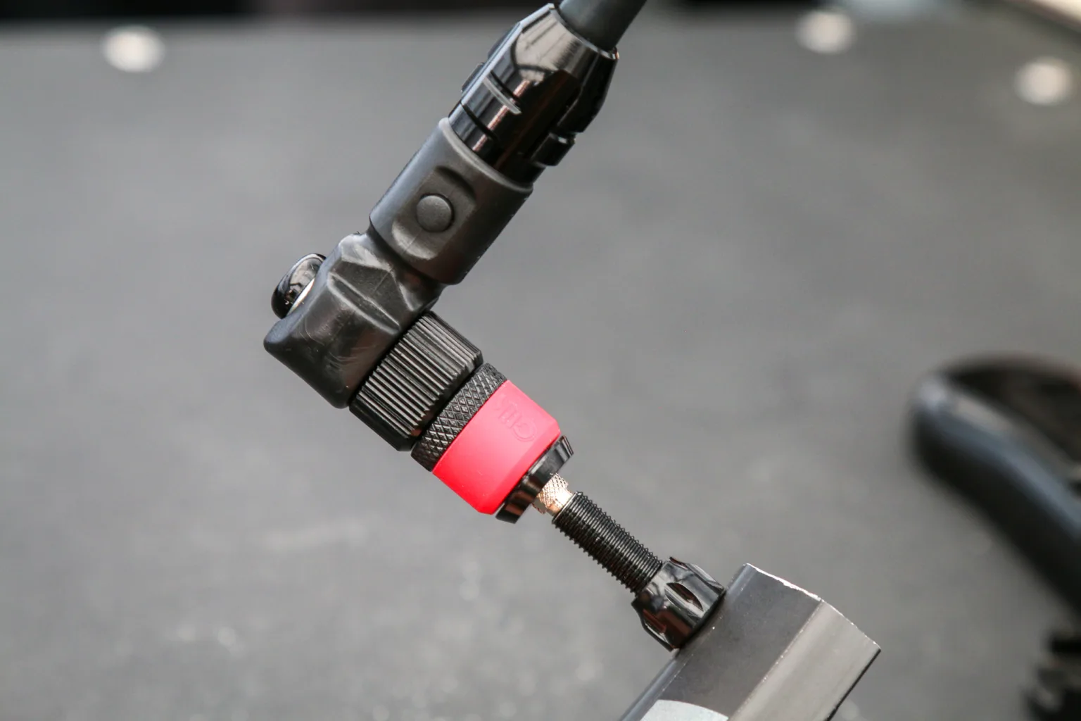Lezyne Click valve attached