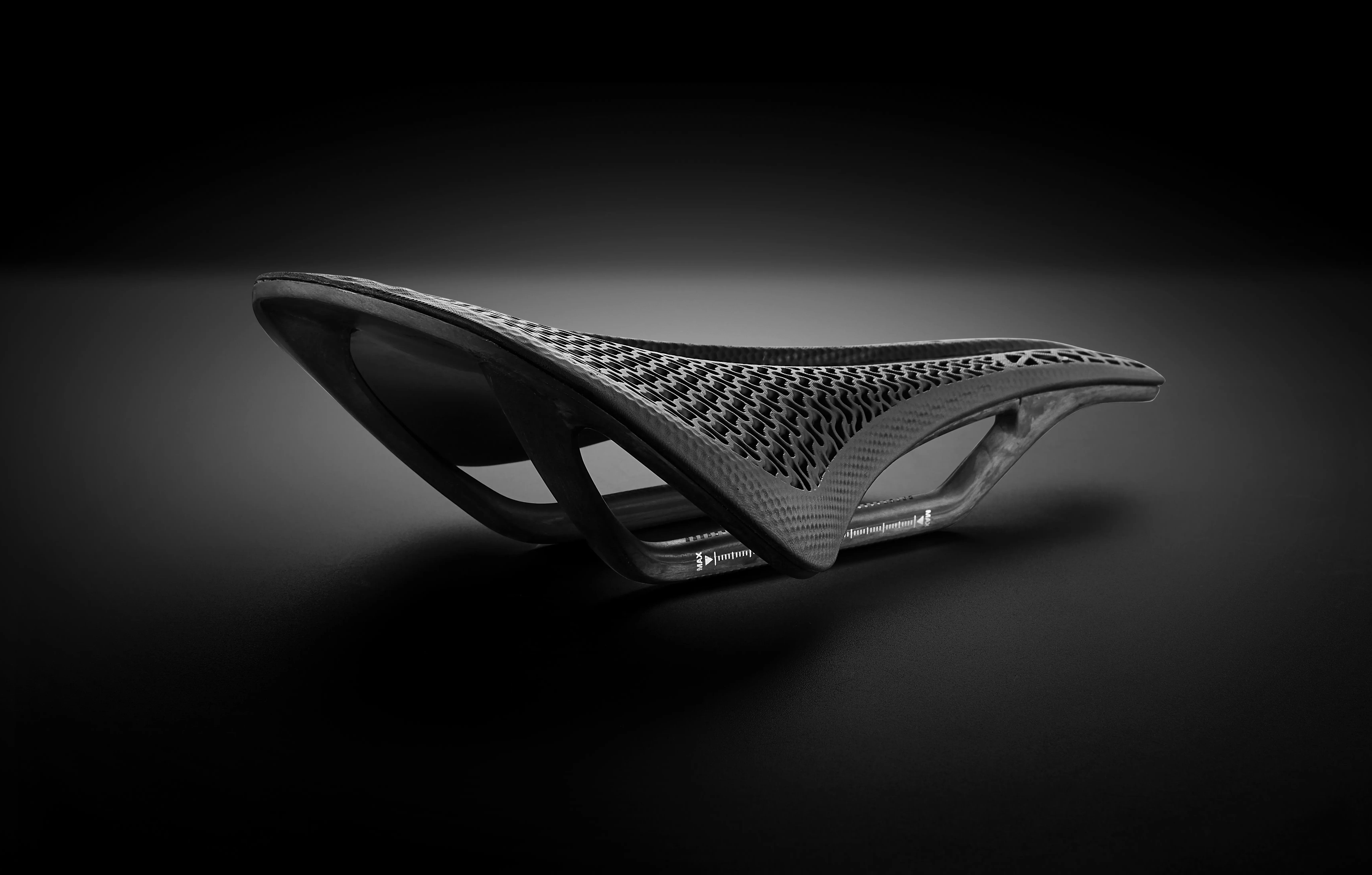A studio 3/4 shot of the Cadex Amp 3D