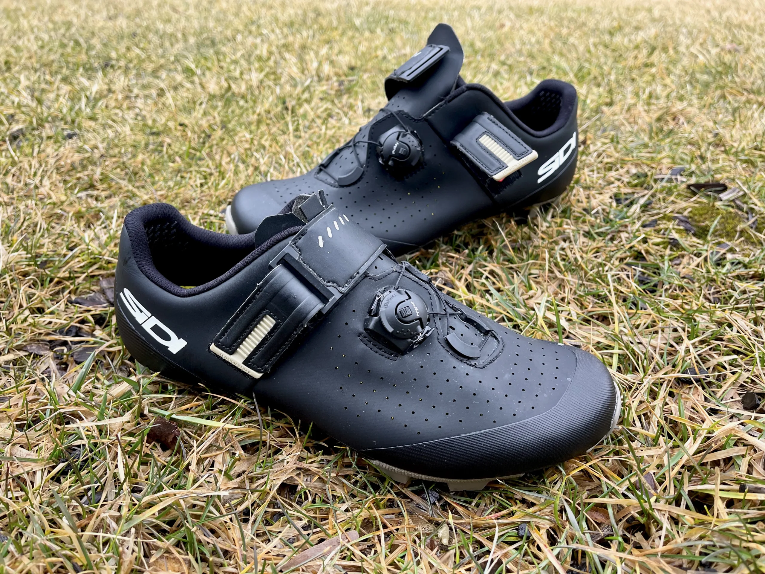 Sidi Physis Review pair